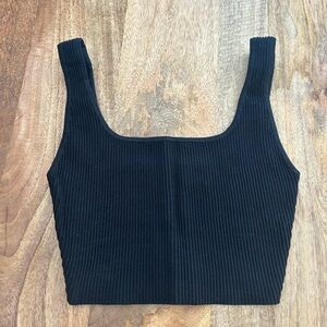 Aritzia babaton ribbed tank